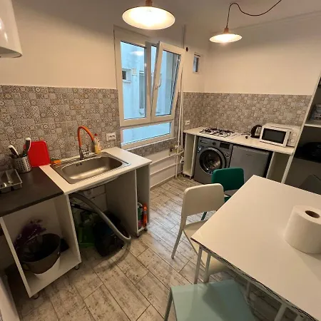 124 Бухарест